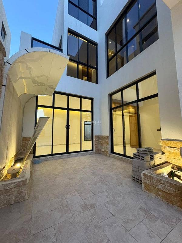 5 bedroom villa in Al Mahdiyyah, Riyadh 16