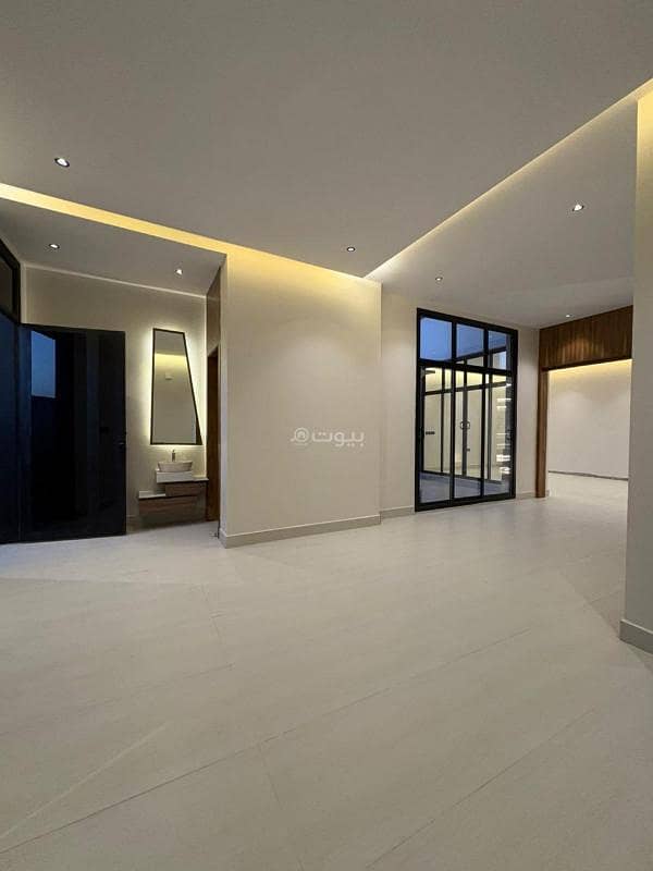 5 bedroom villa in Al Mahdiyyah, Riyadh 17