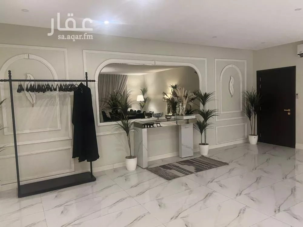 فيلا 10 غرف في الروضة 11