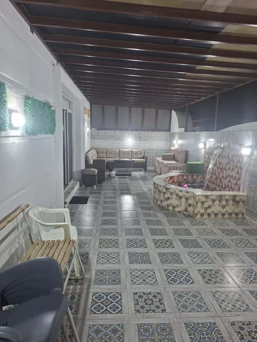 3 bedroom apartment in Al Salamah 8