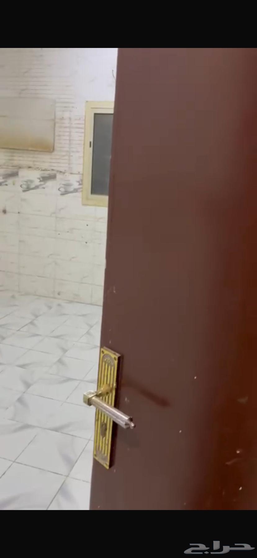 شقة 3 غرف في الرمال 3