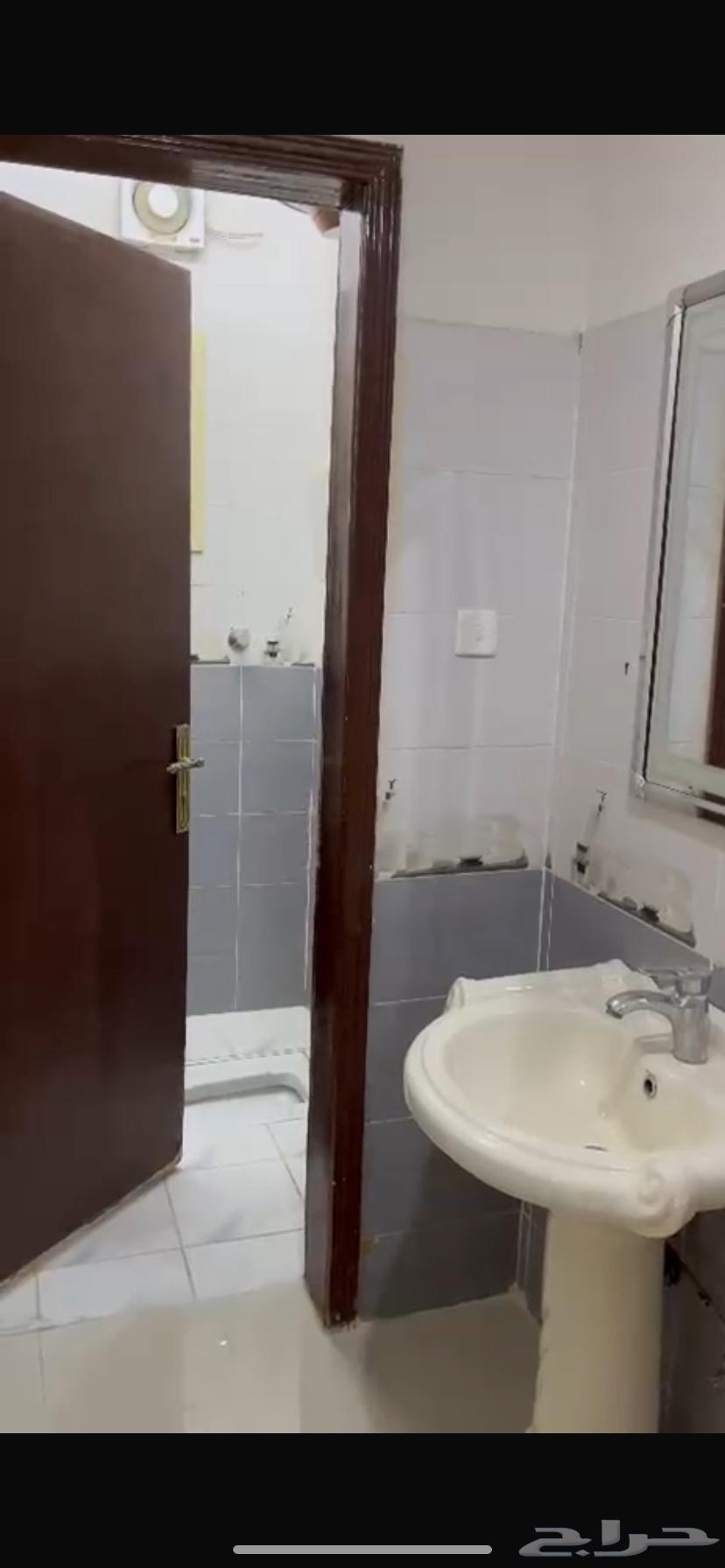 شقة 3 غرف في الرمال 5