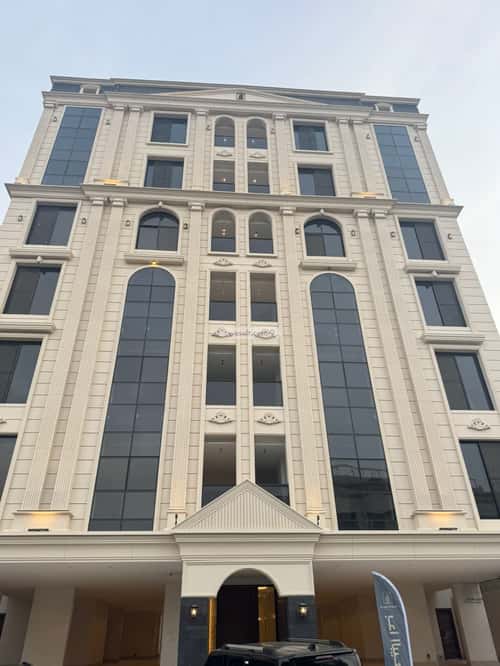 5 bedroom apartment in Al Zahra 12