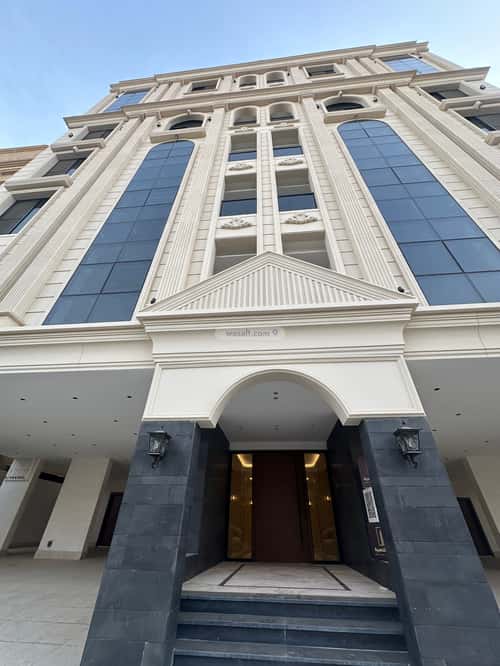 5 bedroom apartment in Al Zahra 8