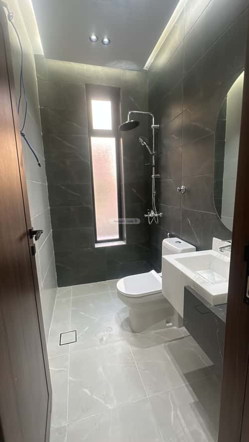 4 bedroom apartment in Al Rawdah 5