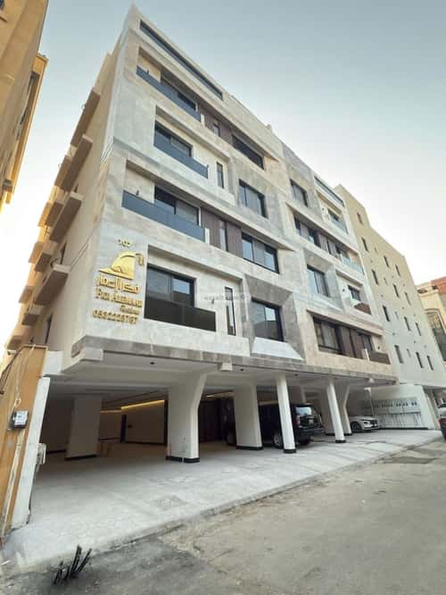 4 bedroom apartment in Al Rawdah 13