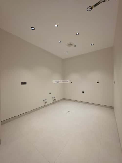 5 bedroom apartment in Al Rabwa 2