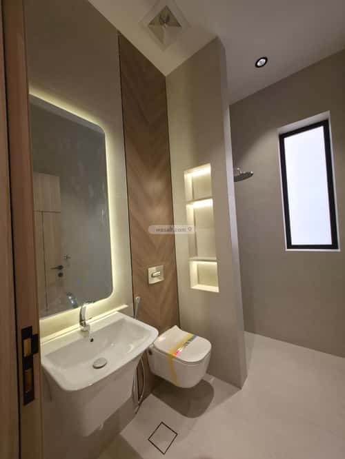 5 bedroom apartment in Al Rabwa 5