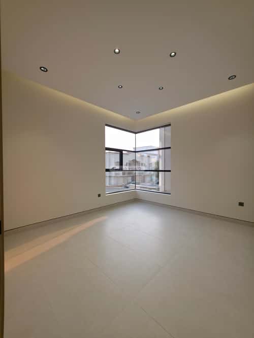5 bedroom apartment in Al Rabwa 4