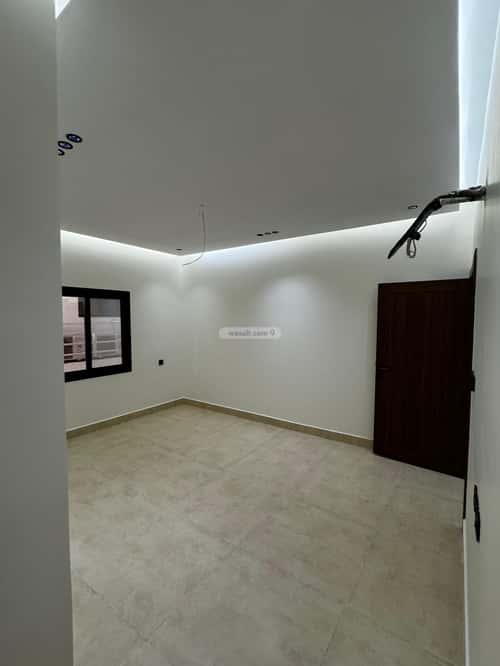 4 bedroom apartment in Al Rawdah 5