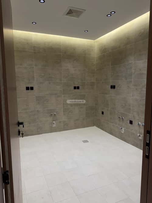 4 bedroom apartment in Al Rawdah 2