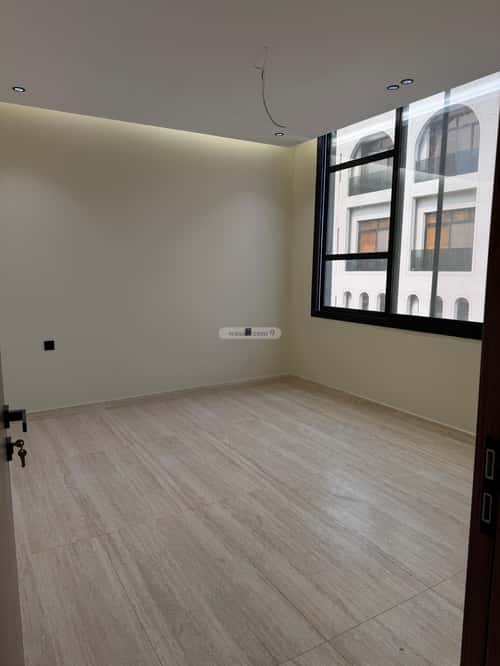 4 bedroom apartment in Al Rawdah 5