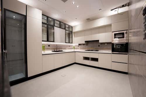 3 bedroom apartment in Al Fayha 3