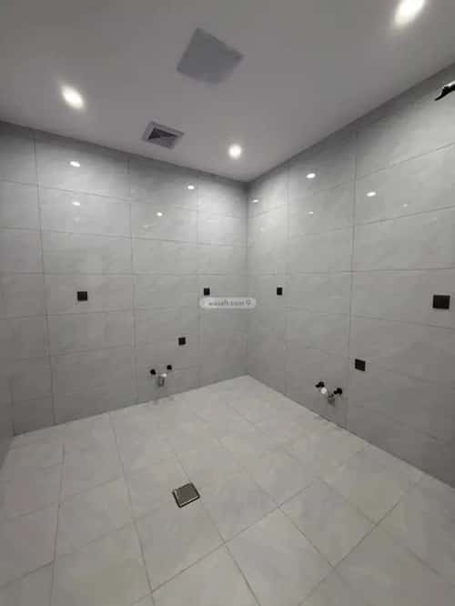 3 bedroom apartment in Al Zahra 12