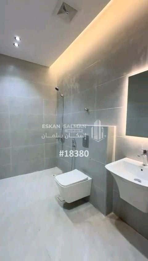 8 bedroom villa in Al Rahmaniyyah 5