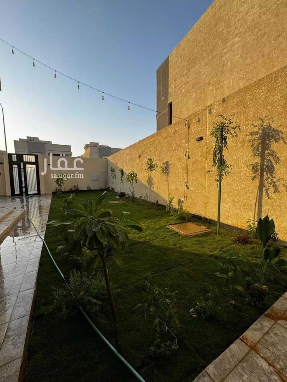 5 bedroom villa in Al Janadriyah 4