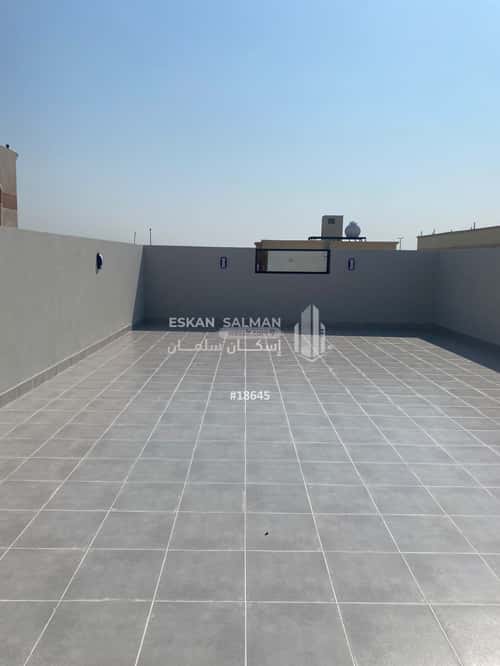 8 bedroom villa in Jeddah 3