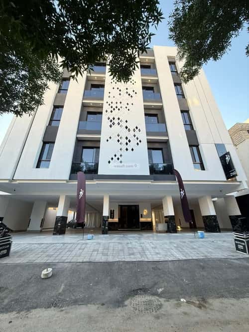 4 bedroom apartment in Al Salamah 5