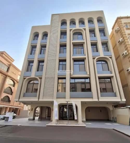 4 bedroom apartment in Al Rawdah 4