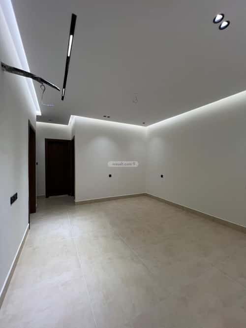 شقة 4 غرف في الروضة 2