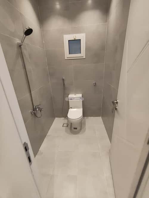 فيلا 12 غرف في طيبة 3