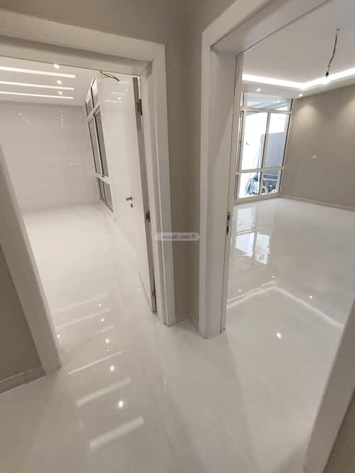 فيلا 12 غرف في طيبة 5