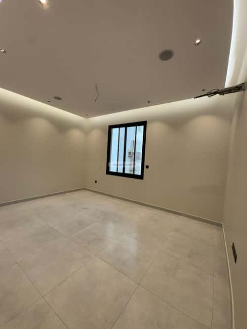 شقة 4 غرف في السلامة 5