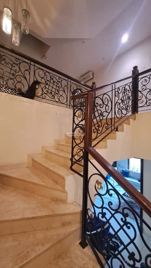 5 bedroom villa in Abhur South 4