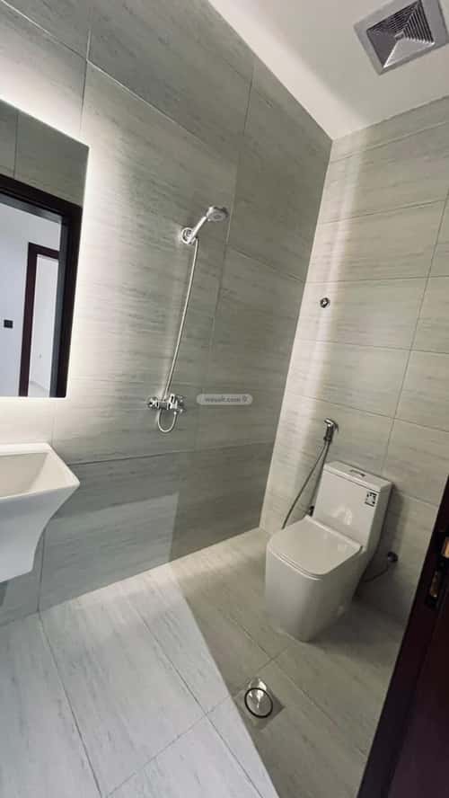 شقة 5 غرف في الصفاء 5