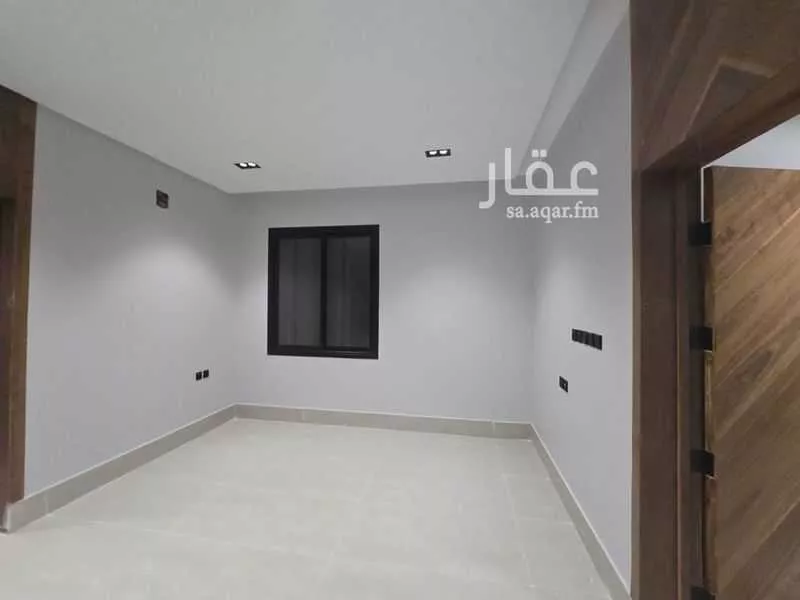 فيلا 5 غرف في عكاظ 12