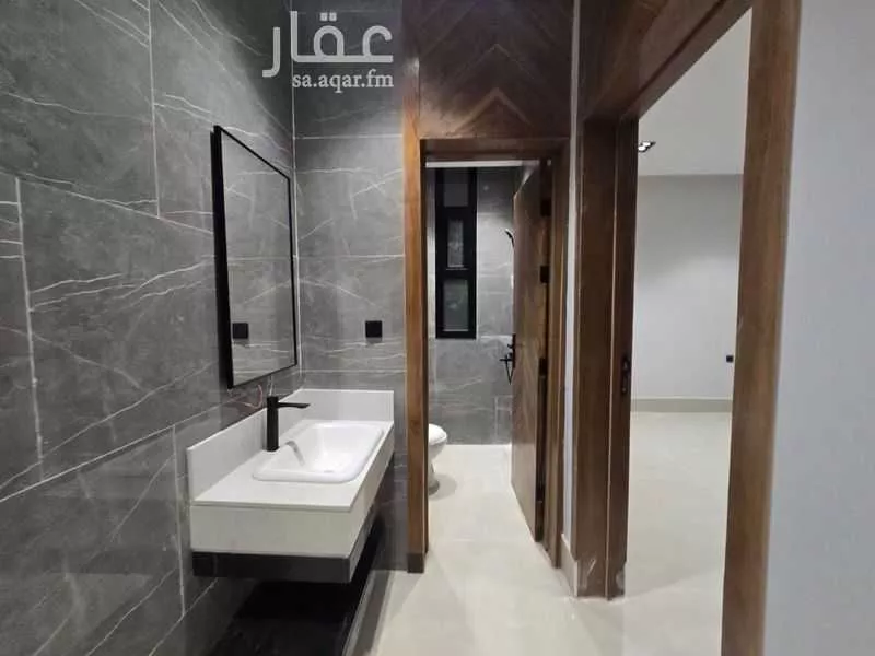 فيلا 5 غرف في عكاظ 22