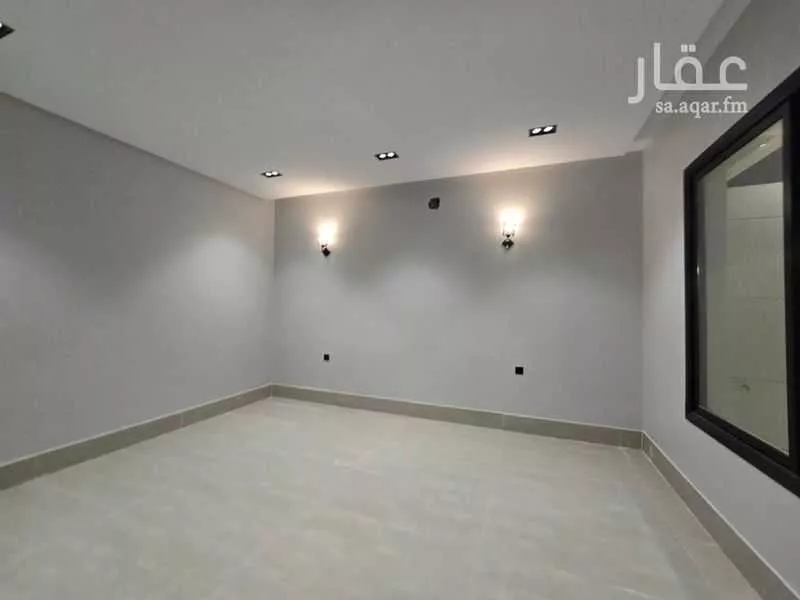 فيلا 5 غرف في عكاظ 6
