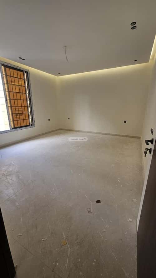4 bedroom apartment in Al Rawdah 8