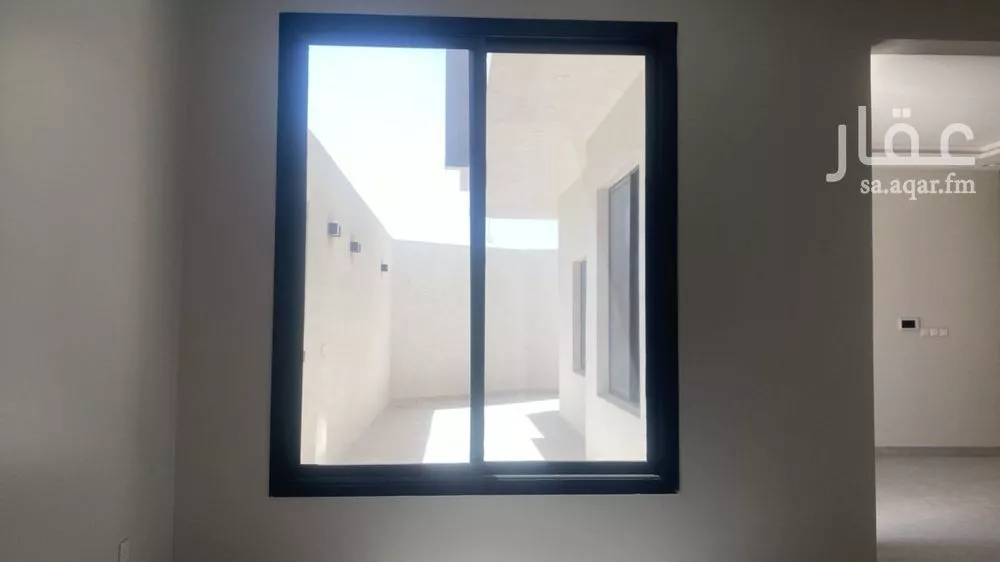 فيلا 8 غرف في الجنادرية 11