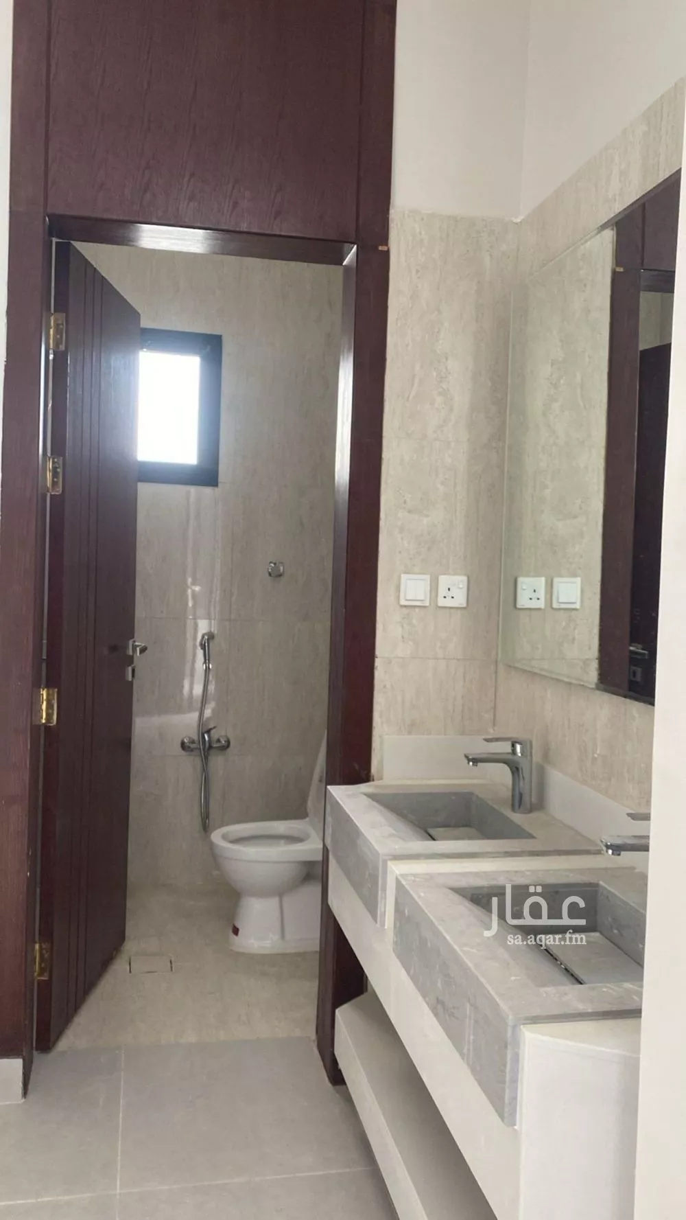 فيلا 8 غرف في الجنادرية 8