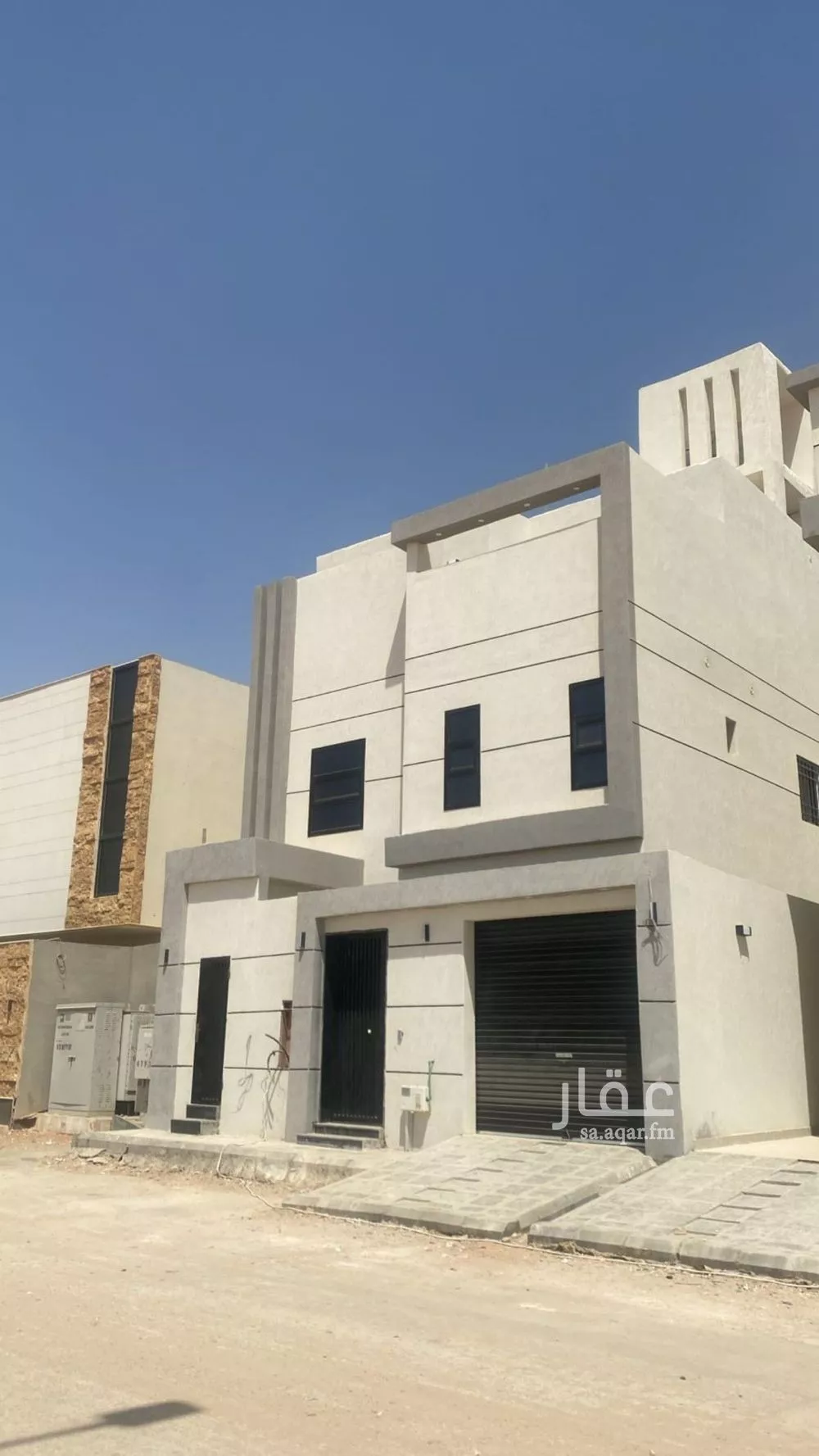 فيلا 8 غرف في الجنادرية 9