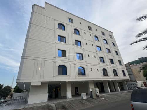 4 bedroom apartment in Al Safaa 5