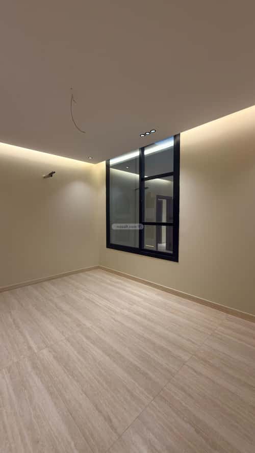 4 bedroom apartment in Al Rawdah 6