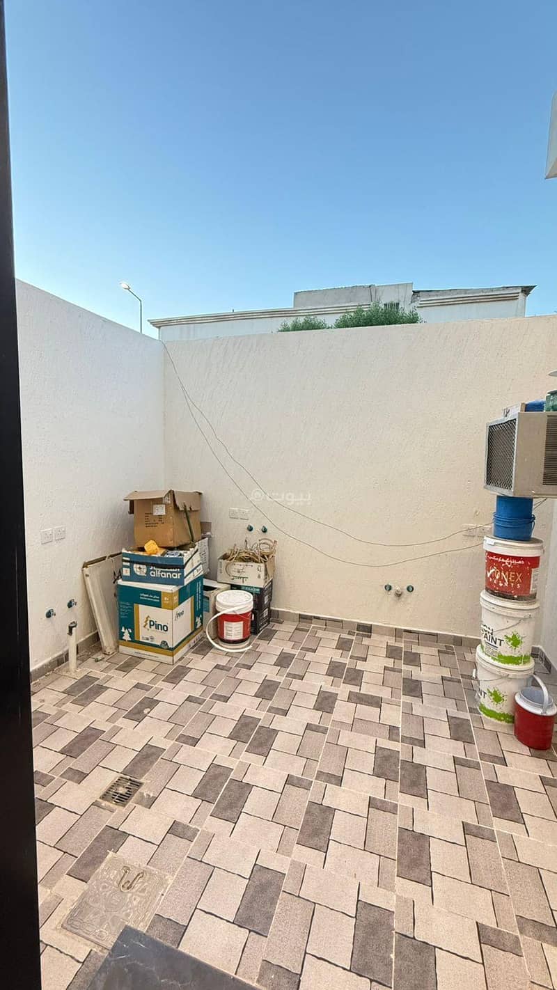 3 bedroom villa in Al Aziziyah, Riyadh 15