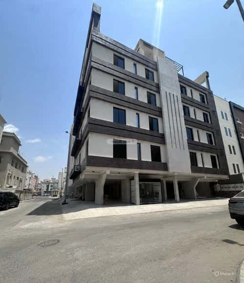 شقة 4 غرف في الروضة 3