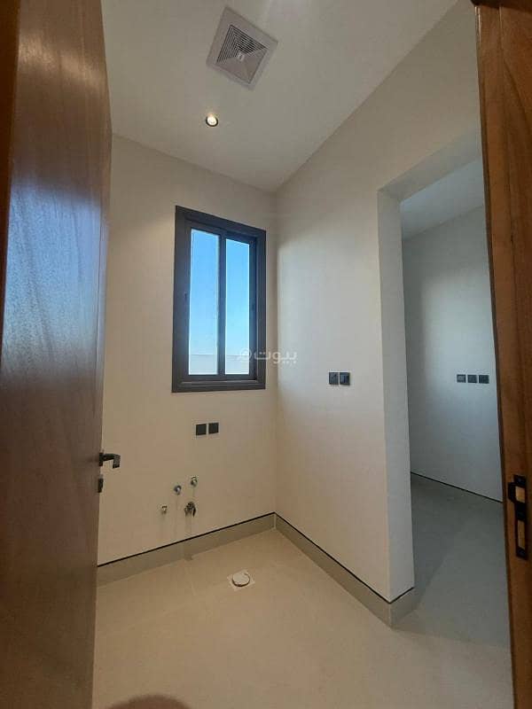 6 bedroom villa in Al Mahdiyyah, Riyadh 16
