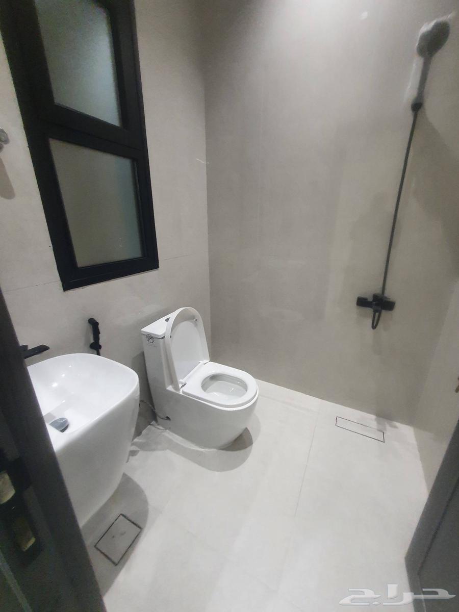 9 bedroom villa in Uhud, Eastern Province 10