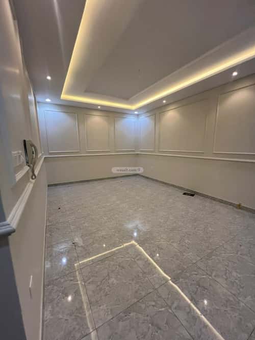 4 bedroom apartment in Muraykh 5