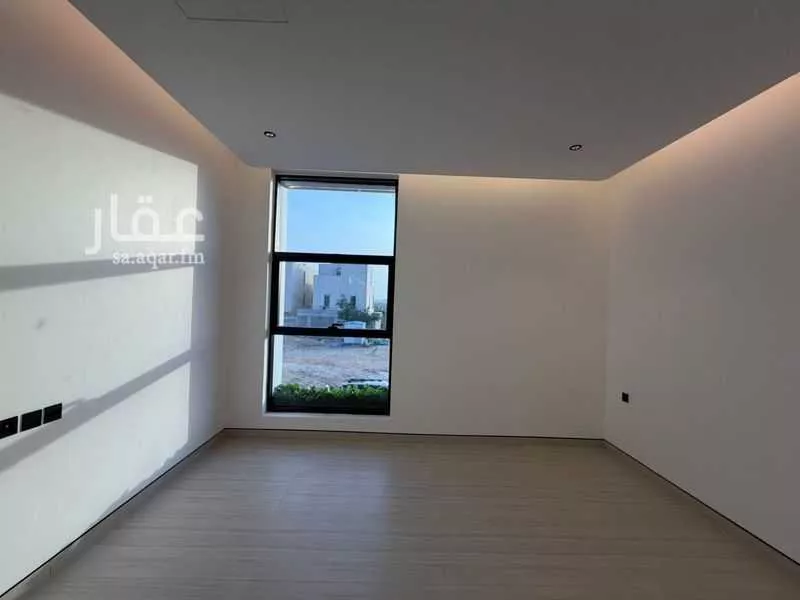 فيلا 5 غرف في العارض 19