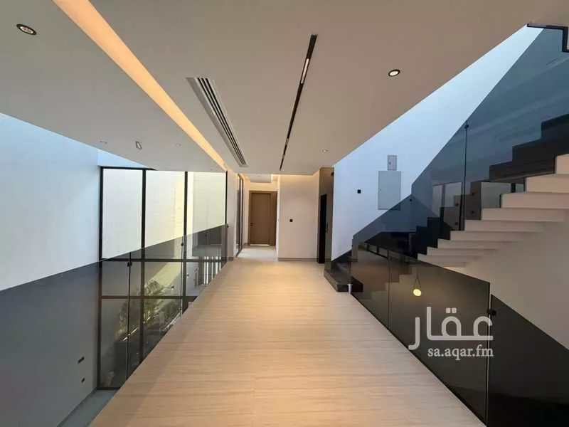 فيلا 5 غرف في العارض 20