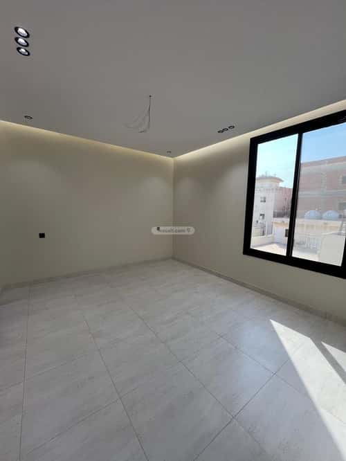 شقة 4 غرف في الروضة 2