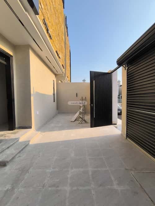 10 bedroom villa in Al Rahmaniyyah 10