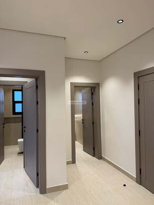 2 bedroom apartment in Al Rawdah 16