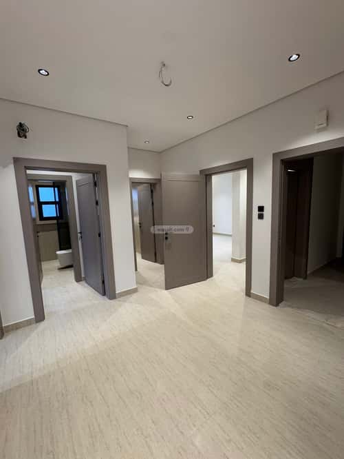 2 bedroom apartment in Al Rawdah 5