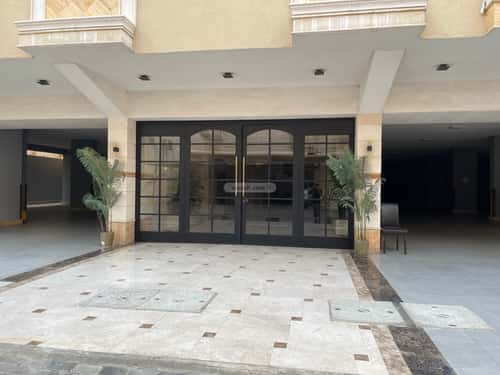 5 bedroom apartment in Al Marwa 6